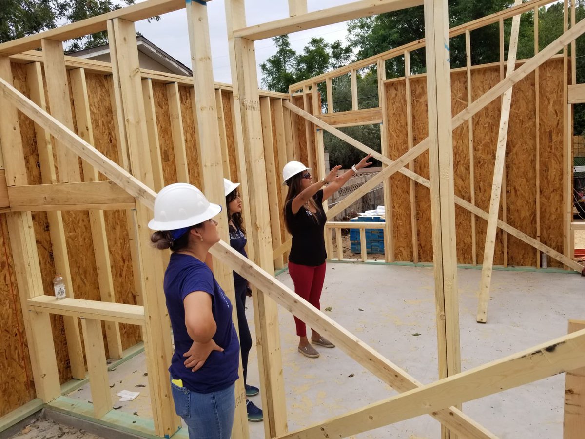 rd_design_team's tweet photo. Turning our vision into a reality #design #architecture #architect #phoenix #arizona #myphx #modernphoenix #home #house #Realestate #homeinspo #homeideas  #hgtv #archilovers #casa #arquitetura #arquitectura #renovation #remodel #addition #deserthouse #modernhouse #bathroom https://t.co/Q5jHxjn5TO