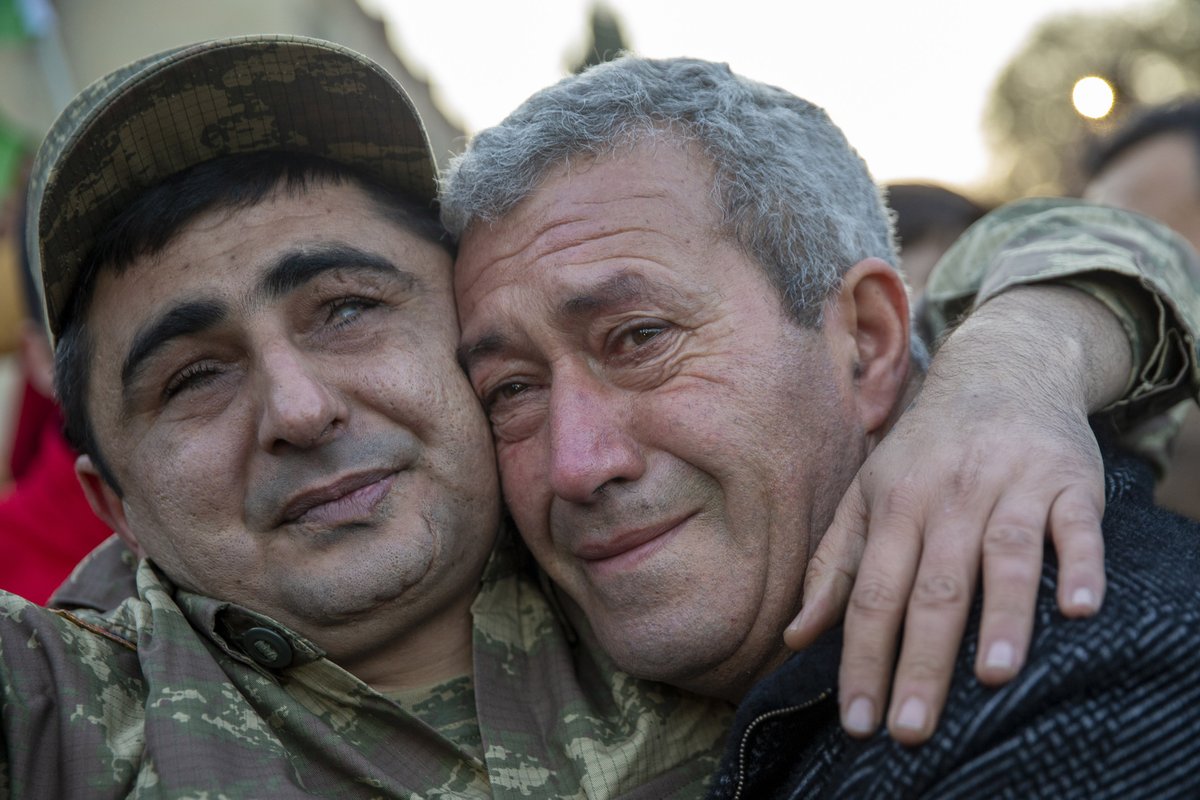 Azerbaycan Türkü Gardaşlarımız şu Atasözünü iyi bilir: 

“Kötü günün ömrü az olur!”

30 yıl önce yaşanan acılar bugün son buluyor. Kahraman Gardaşlarımız cenk meydanında gücünü gösterdi ve mertçe savaşarak zafer kazandı. 

Kötü günler bitti, gün zafer günüdür, kutlu olsun!🇹🇷🇦🇿