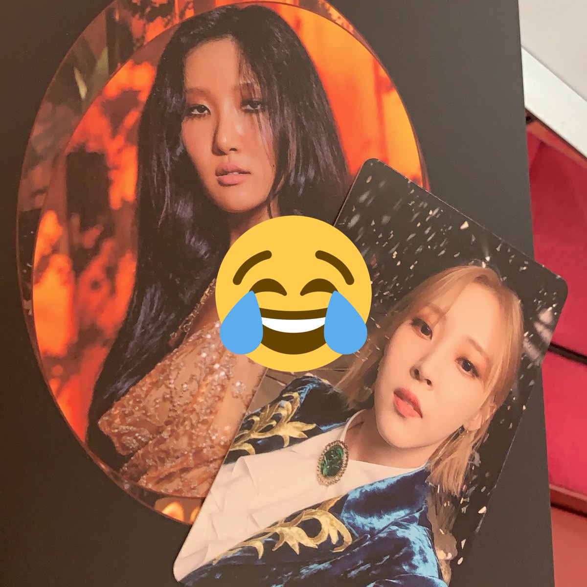 0417wi's tweet photo. 마마무 교환구합니다 트래블 제발

저: 화사포토북 문별포카 아야b
님❤️: 휘인포토북 휘인아무거나포카 제발
제발 디엠주세요

#휘인 #마마무 #문별 #화사 https://t.co/KhdL191y8T
