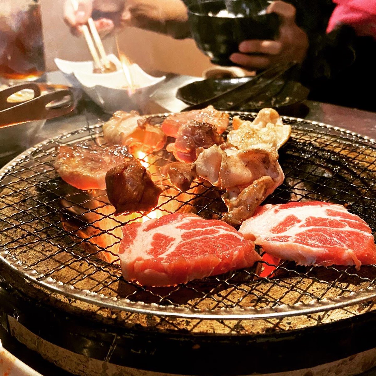 みんなの サムギョプサル の炭火焼き 口コミ情報 食べたいランチ 夜ごはんがきっと見つかる ナウティスイーツ