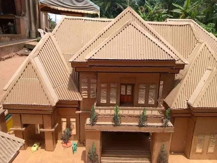 IgboHistoFacts's tweet photo. Wow!
Obinna, a young talented boy of 15yrs from Ezinifite Aguata constructed this amazing work with carton.
Let's Retweet till he meets his destiny helper ๐ https://t.co/fP5PBJibdi