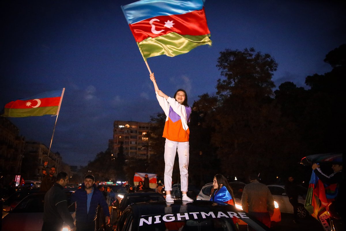 Mus_tafashah's tweet photo. #АзербайджанПобедилВойну. Победили потому что верили нашему Глава Командующему Ильхама Алиеву. Верили нашему армию. Верили нашему силу. А армяни самих себя обманули .Не смогли бороться как мужественно. По��дравляю ЗА ПОБЕДУ ВАС АЗЕРБАЙДЖАН!#KarabakhisAzerbaijan #Azerbaijan https://t.co/mzNUZT5JuN