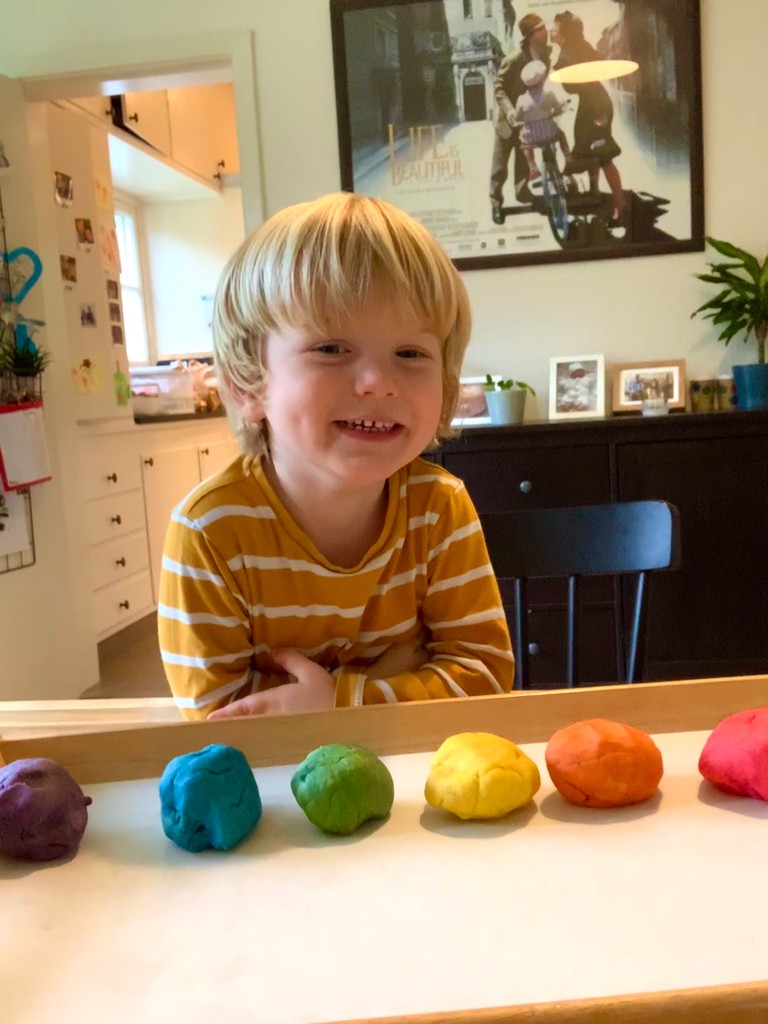 BSB_EarlyYears's tweet photo. After reading The Colour Monster in our Live KG session yesterday, the children made happy reading dens, some even created coloured playdough experiments. A great start to Week 2 #continuouslearningprovision #bsblife https://t.co/qmH0bpYHo0