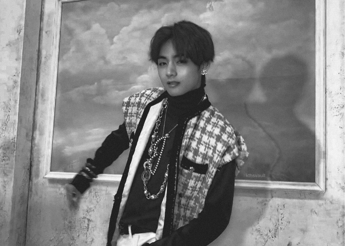 dilfytk's tweet photo. he’s so stunning 
#V https://t.co/bcqxiuqnMZ