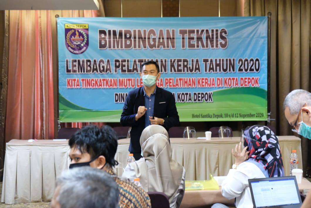 PEMERINTAH KOTA DEPOK | #AyoPakaiMasker tweet media