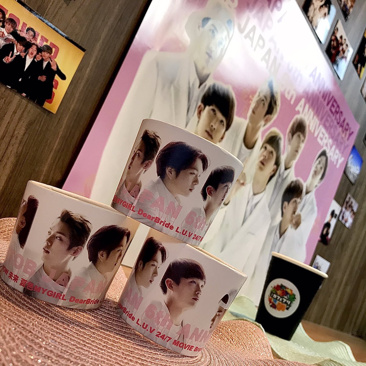 cafeprigallery's tweet photo. 💙BTOB💙

JAPANデビュー6周年ANNIVERSARY
カップホルダーイベントを開催します🎉

アートメニューご購入でカップホルダープレゼント✨
ガラガラ抽選もございます❗️

11/11～配布開始です❗️
15日までとなっております❗️

皆様のご来店お待ちしております❤︎ https://t.co/ANUUfO2WOq