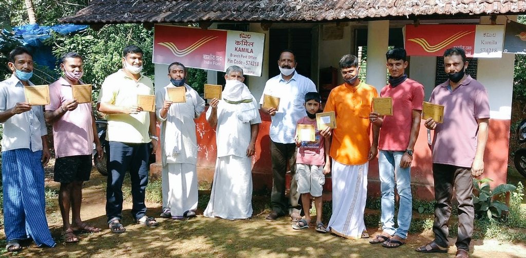 puchhappady82's tweet photo. Video CD was sent  to our honourable prime minister  @PMOIndia @narendramodi ji,   about the condition of our rural village. (Sullia Taluk, Kamila-Mogra) @Karnataka_DIPR  @CMofKarnataka @DCDK9 @KotasBJP https://t.co/LdUHeUeLUM