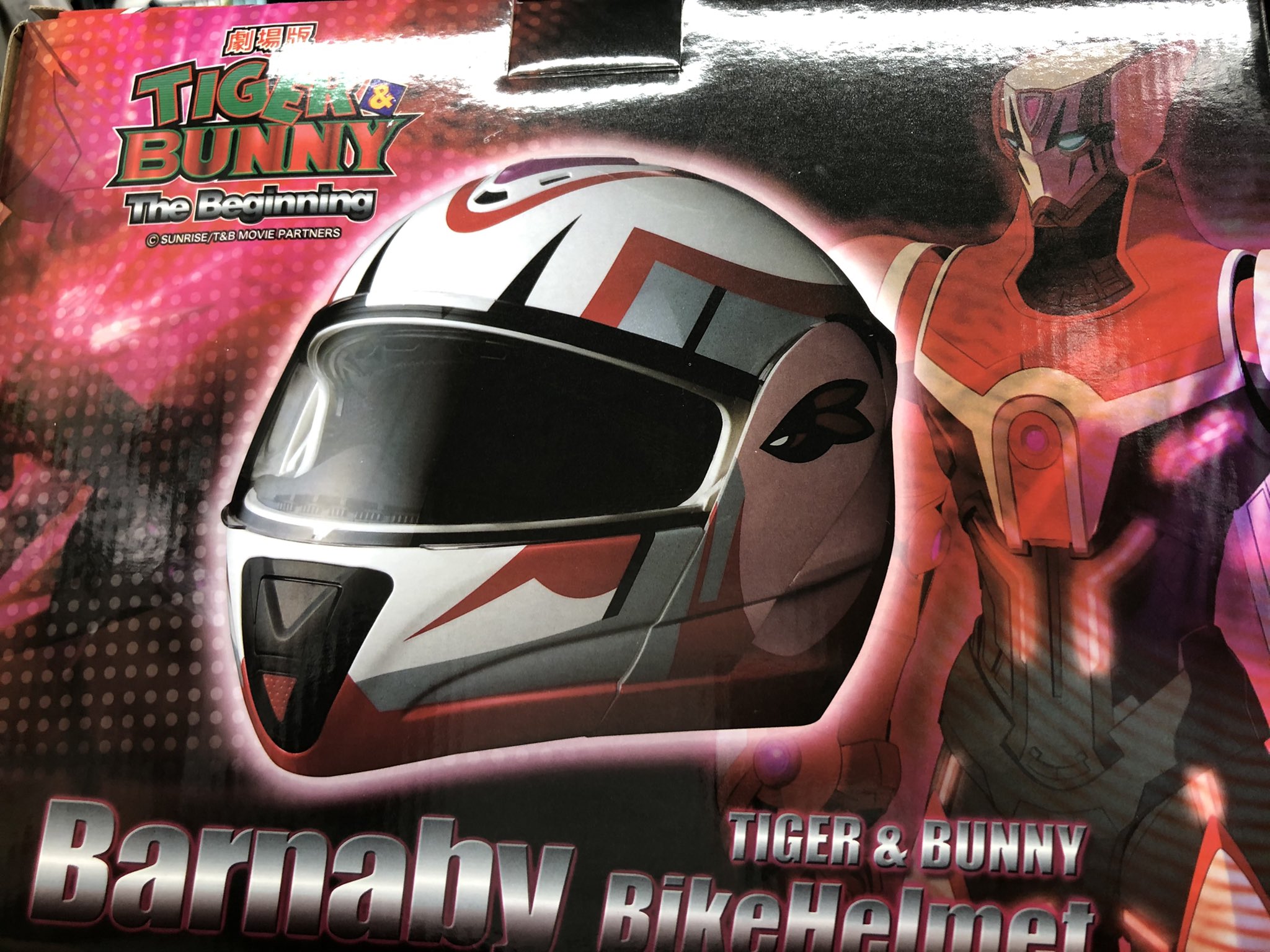 最安価格 Tiger Bunny Mサイズ バーナビー バイクヘルメット コミック アニメグッズ Bqwxekolupxf