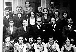 Basefy's tweet photo. Ornek aldigimiz en buyuk girisimci, #MustafaKemalAtatürk , sonsuza dek ilham kaynagimiz olmaya devam edeceksin.

#Atamİzindeyiz https://t.co/FhtMNTEKRr