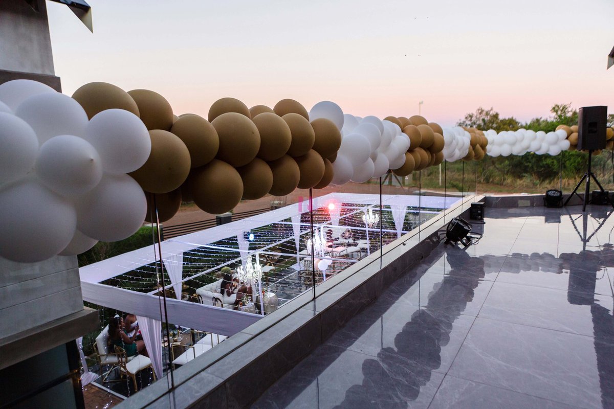 nonoevents's tweet photo. #08Effect
#Juniorโs25thBirthday
#OpenRoofCabanas #OpenRoof DrapedGazebo
#LightingRoofCabanas #LightingRoof DrapedGazebo
#BalloonDeco #Lounge&CocktailSeating
#White&GoldDeco
#NonoEvents https://t.co/KllzlP8Yo0
