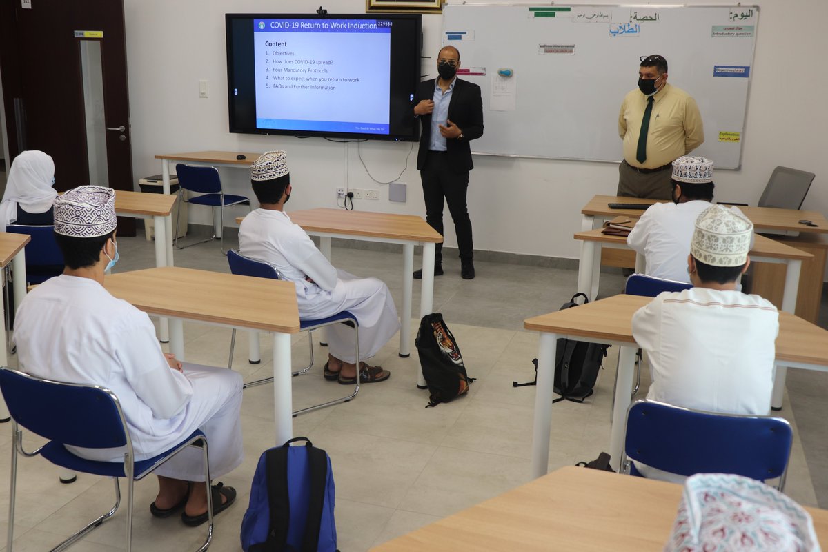 HayAlSharooq's tweet image. Covid-19 induction for grade 12. 

#Covid_19 #HASIS #sur #BackToSchool