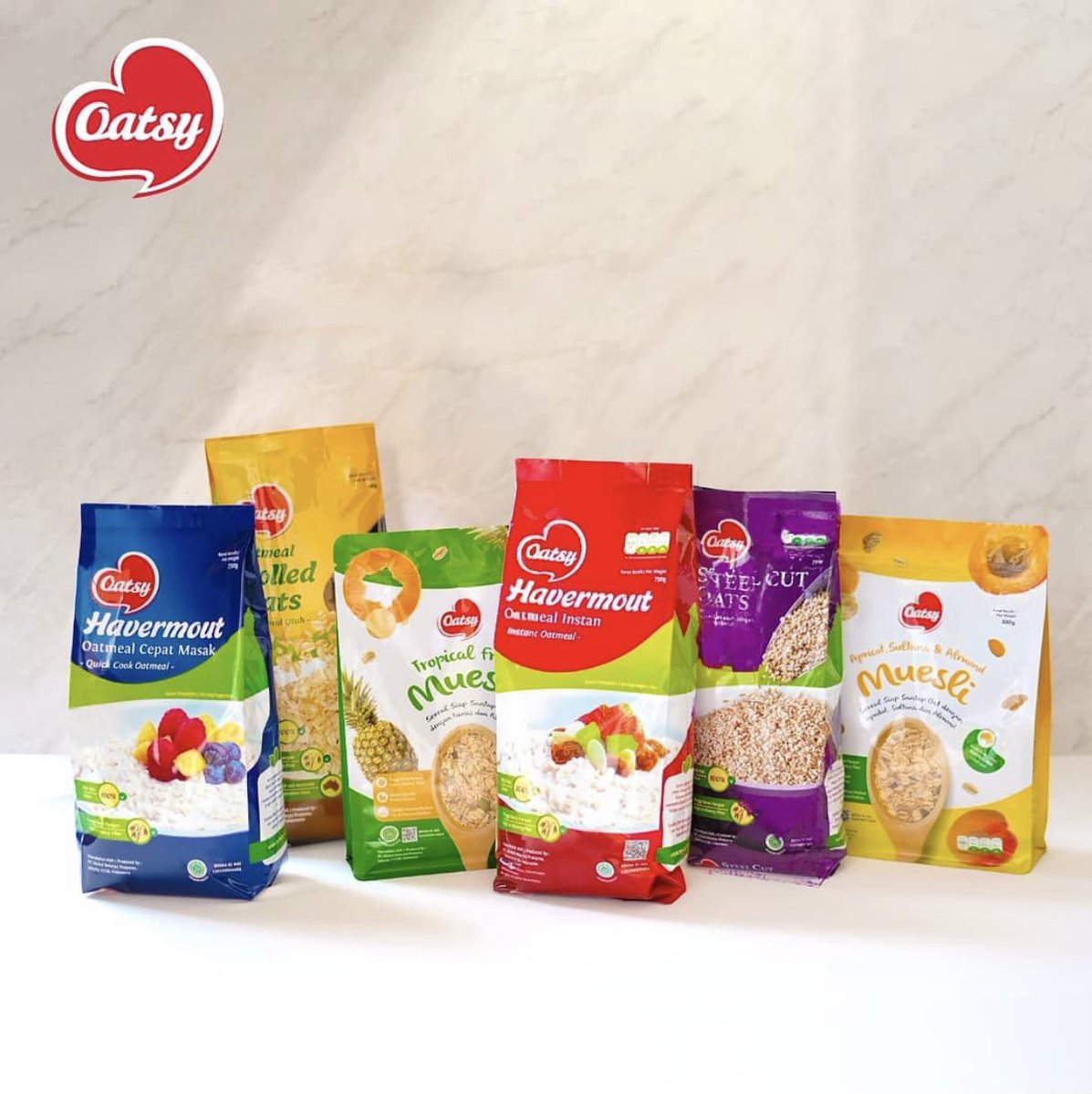 MyOatsy's tweet photo. Keluarga Oatsy hadir lengkap untukmu. #oatsy #myoatsy #oats #oatmeal #rolledoats #wholegrain #muesli #wholefoods #oatmealrecipe #recipes #healthy #HealthyFood #HealthyEating #food #foodie #veganfood #vegan #fit #fitness #keepfit #breakfast #hidupsehat #goodvibes #loveyourbody https://t.co/TCKrUyoq4w