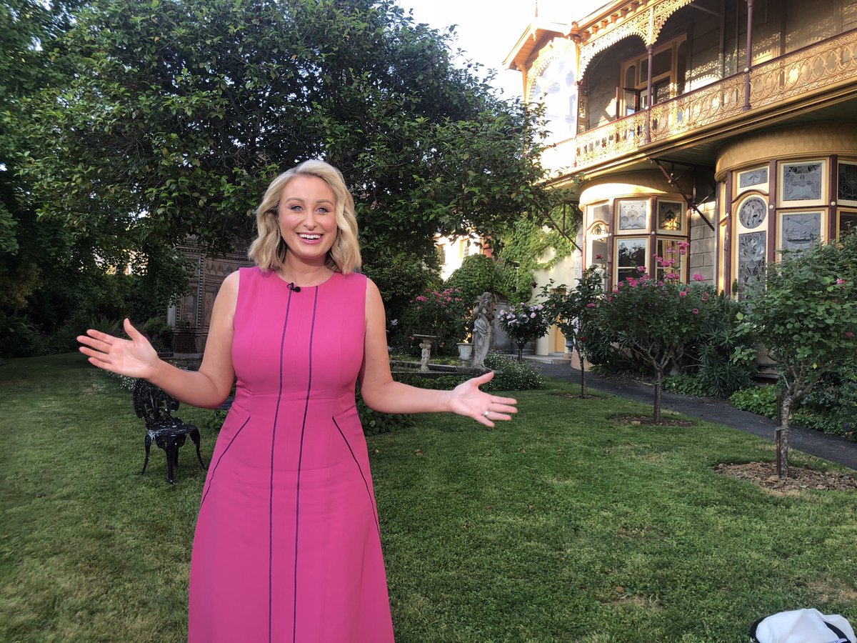 On the road this week with the gorgeous ⁦@JaneBunn⁩ showcasing Victoria ⁦@7NewsMelbourne⁩
