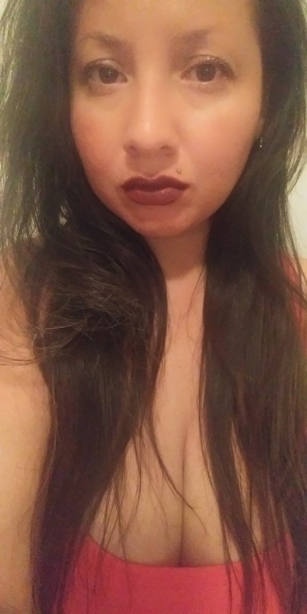 DaizyDank's tweet photo. Gnight❤😘❤😘 https://t.co/YiDJz5GIp9