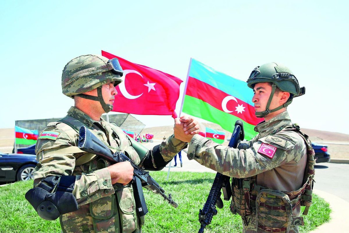 EHADBOLU's tweet photo. Zafer inananlarındır!
#ermenistanteslimoldu  Karabağ Candır!
Karabağ Azerbaycan’dır!@aliozdemirgsb @ehadgm_kadinlar @ehadgm @valiahmetumit @EHADBOLU https://t.co/yvRB1Lboae