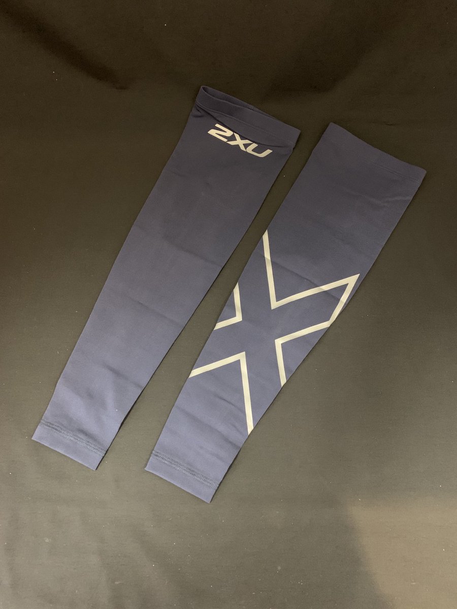 info42648043's tweet photo. 好評につき

2XU(ツータイムズユー)

アームスリーブ再入荷

今回はネイビー×グレーも入荷

世界で最も進化した

コンプレッション・テクノロジー

是非お試しください

#すみれスポーツ #スミレスポーツ #2xu #2xucompression #アームスリーブ #armsleeve #mlb #メジャー #メジャーリーグ https://t.co/56AVu6N0M7