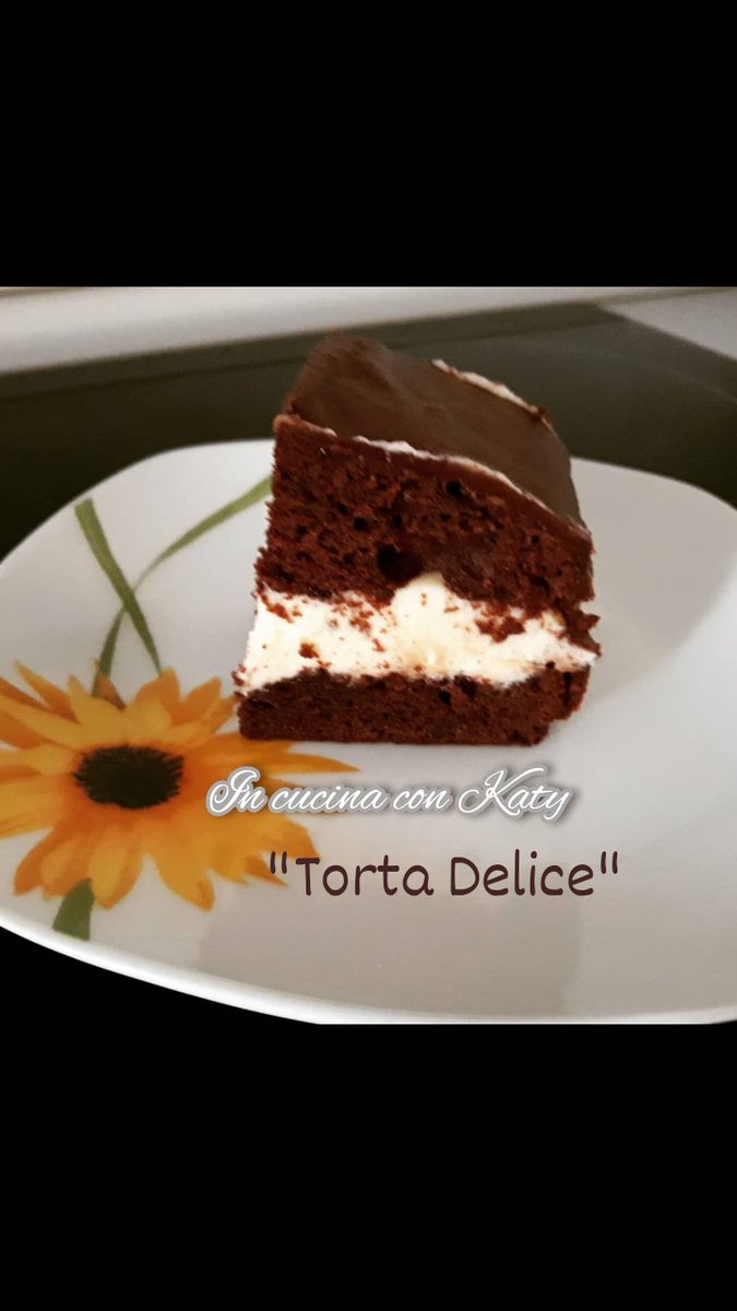 IncucinaconKaty's tweet photo. Buongiorno a tutti con un pizzico di dolcezza in più 😍👍
#Buongiorno #oggi #Coffee #breakfastdaily #todayfood #todaycook #goodmorning 
#riposo #tortadelice #cioccolato #gourmet #BuenosDias #Tenerife #micasa #homemade #zucchero #Italy #tradizione #cucinaitaliana #strong #martedi https://t.co/t5U9t3v8y6