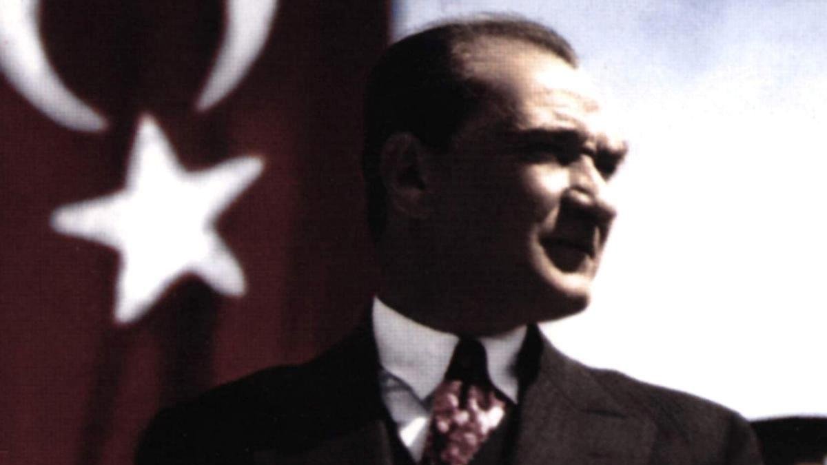”Beni ne zaman görmek isterseniz aynaya bakın. Siz Türk çocukları benim bir parçamsınız, ben de sizin…”
#SonsuzaDek ∞
 
Ulu Önderimiz Mustafa Kemal Atatürk'ün unutulmaz sözlerinden oluşan tweet zincirinde sıra sende, haydi <a href="/Turkiye_Sigorta/">Türkiye Sigorta</a>.