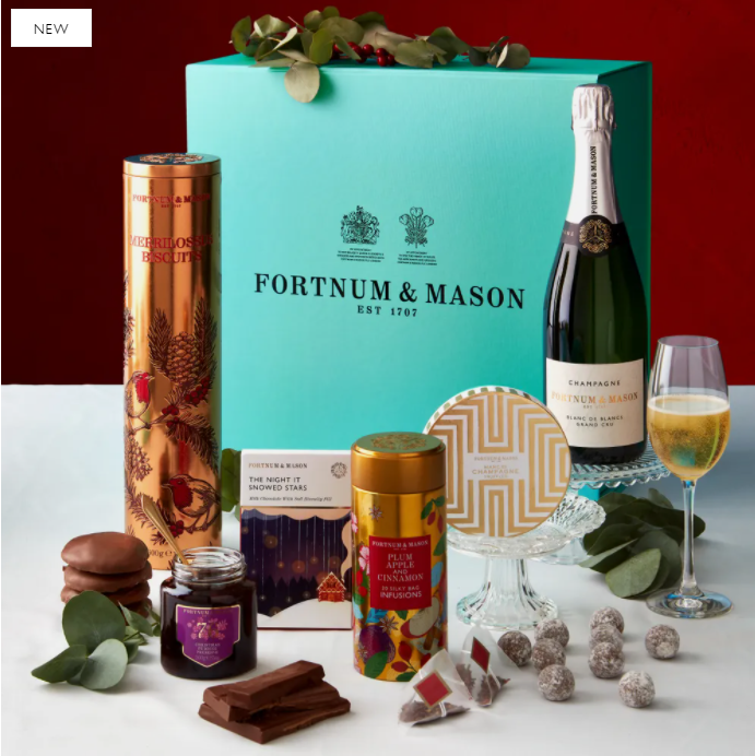 It’s #InternationalAccountingDay! To celebrate, we want to say thanks to all accountants👏

Tell us how an accountant has supported your business this year and tag them in with the hashtag #SageLoves. We’ll choose our favourite &amp; send you a hamper – perfect for lockdown nights!