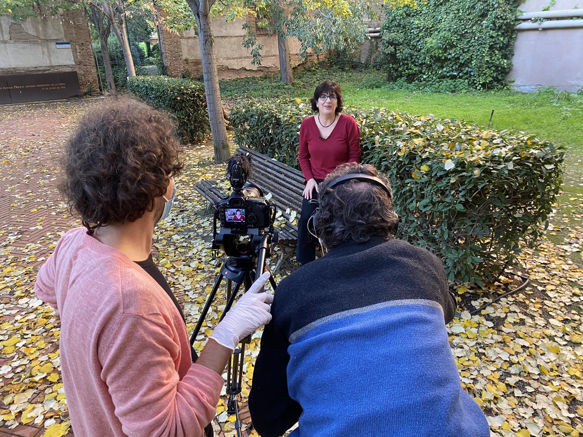 Fernando_Casado's tweet photo. Primeras entrevistas en la carretera a expertos sobre la #desigualdad y la juventud en contextos de la crisis
Nuevo #Documental de #CADProductions: #Generación DobleCrisis 🎬
para #FundacionFriedrichNeumann  
Primer día entrevistas con  #OlgaCantó y #PabloSimon 🤓🎬 https://t.co/7wuEbe07UD