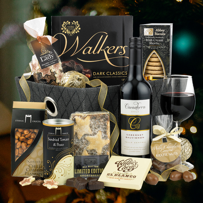 bouncecreative's tweet photo. Treat your customers to something special and unique this Christmas. Give your brand the recognition it deserves with a luxury gift. 
https://t.co/PN5nmGXsHh
#corporategift #brandedgift #promotionalproducts #christmas #yourlogo #brandedhampers #corporatehampers #christmasgift https://t.co/tsFbS7dhu7