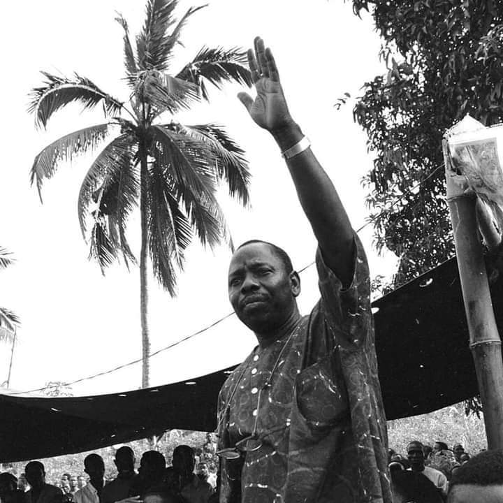 biebiemichael's tweet photo. #RememberSaroWiwa https://t.co/THmRy8R65F