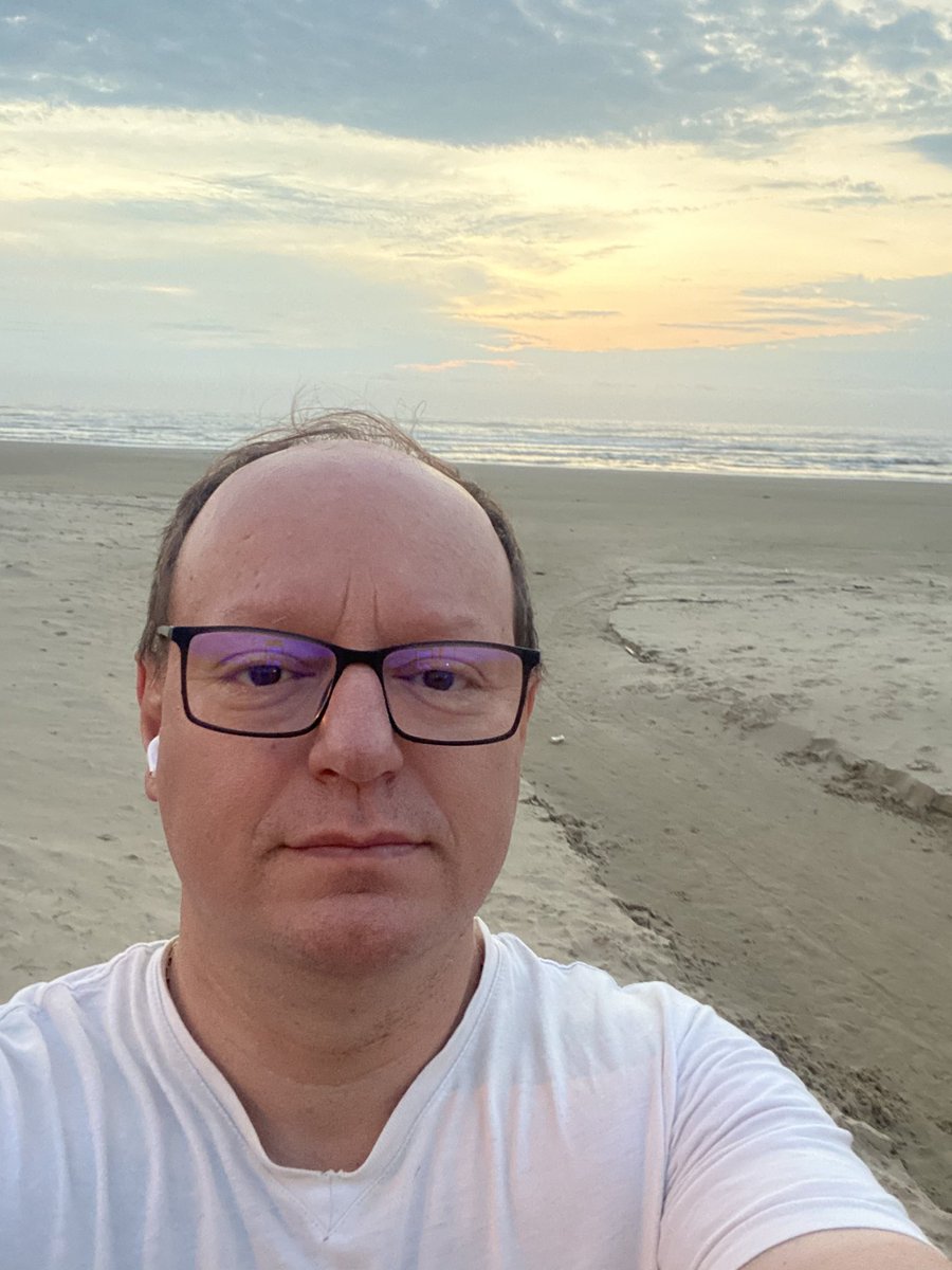 sandrogiassi's tweet photo. A cada manhã é uma nova oportunidade que recebemos de Deus para evoluirmos. Ubuntu!!!! https://t.co/dAtJWPRVOX