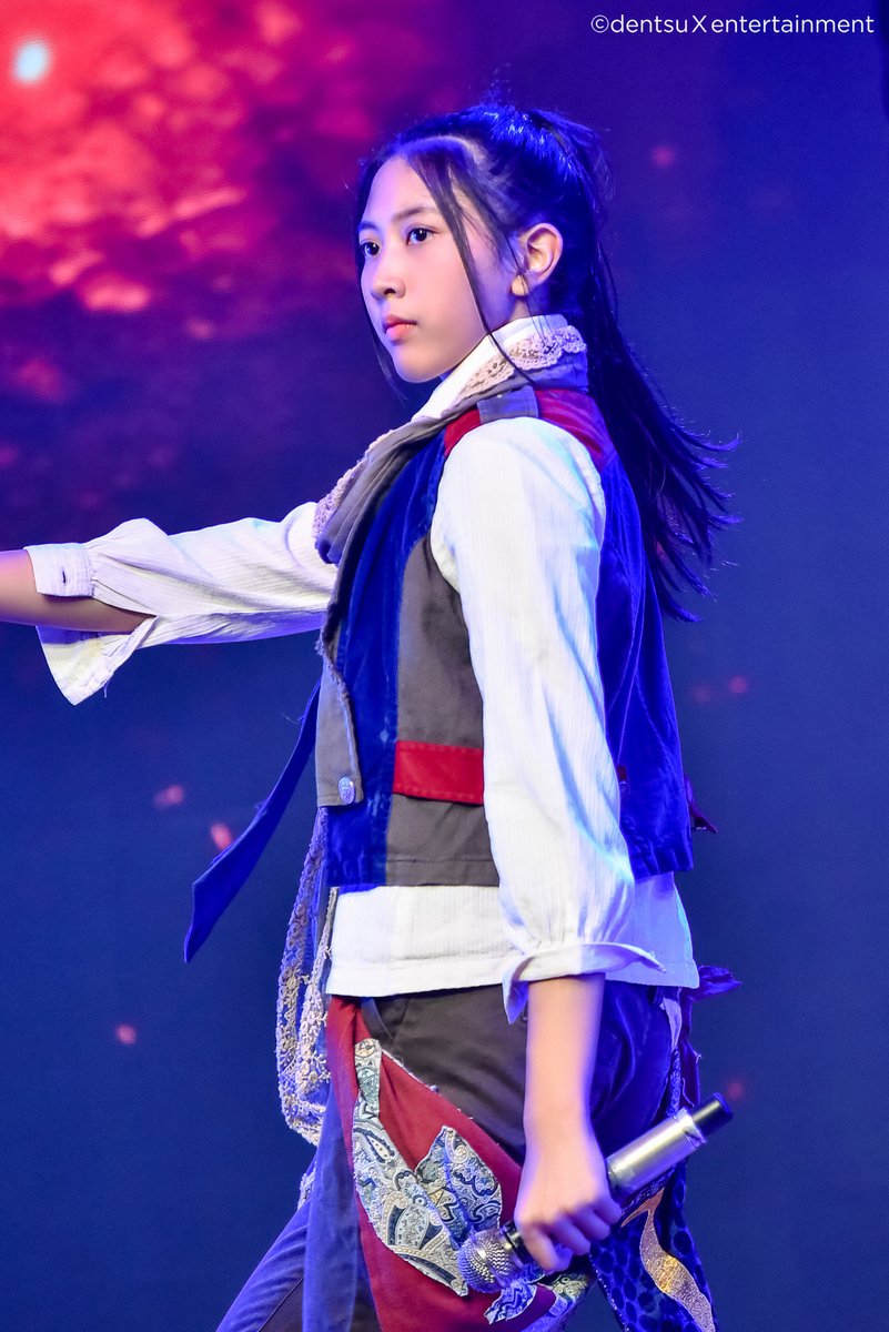 officialJKT48's tweet photo. Selamat ulang tahun @R_KeisyaJKT48!
Ketangguhanmu sungguh luar biasa, suatu saat mimpimu akan terwujud. Semangat! #Ke1sya6rowingDay https://t.co/b6BfWqXF3R