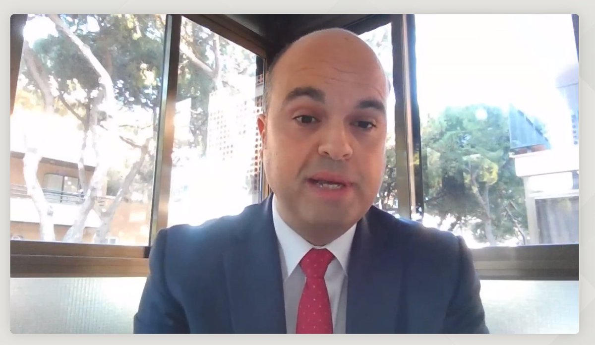vlex_es's tweet photo. 📣 Empezamos con el #CongresoVirtualConsumo. @alopezr1976 presenta a los ponentes y las ponencias de esta jornada: cláusula rebus, #iprh, transparencia, vencimiento anticipado... todo temas de actualidad y gran relevancia jurídica. https://t.co/FbwfaSAwIp