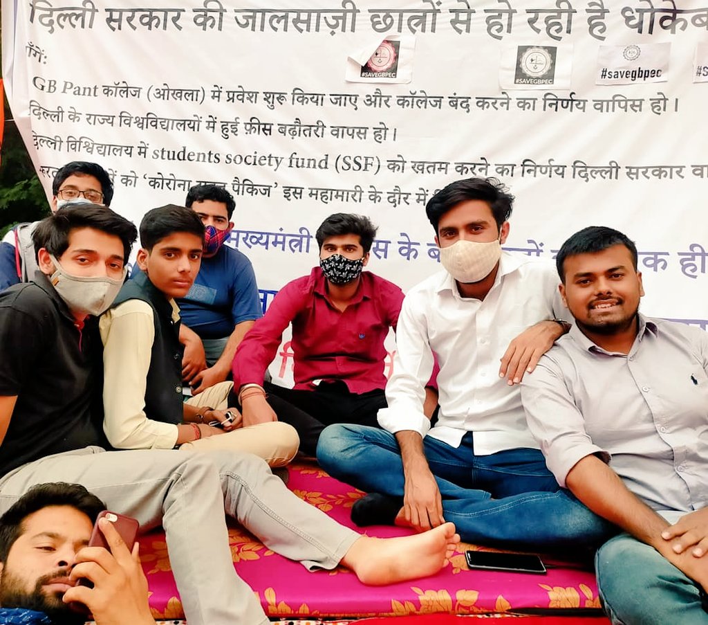 RamNiwasBisnoi_'s tweet photo. संघर्षों की जली मशाल,घर में बैठा केजरीवाल...दिल्ली सरकार के छात्र-विरोधी फैसले के खिलाफ अखिल भारतीय विद्यार्थी परिषद का लगातार 9 वें दिन आंदोलन जारी। #savegbpec #abvpdelhi
@shriniwas_hr @PrafullaAkant @ArvindKejriwal @msisodia @narendramodi @PMOIndia https://t.co/5iZ1b6u31A