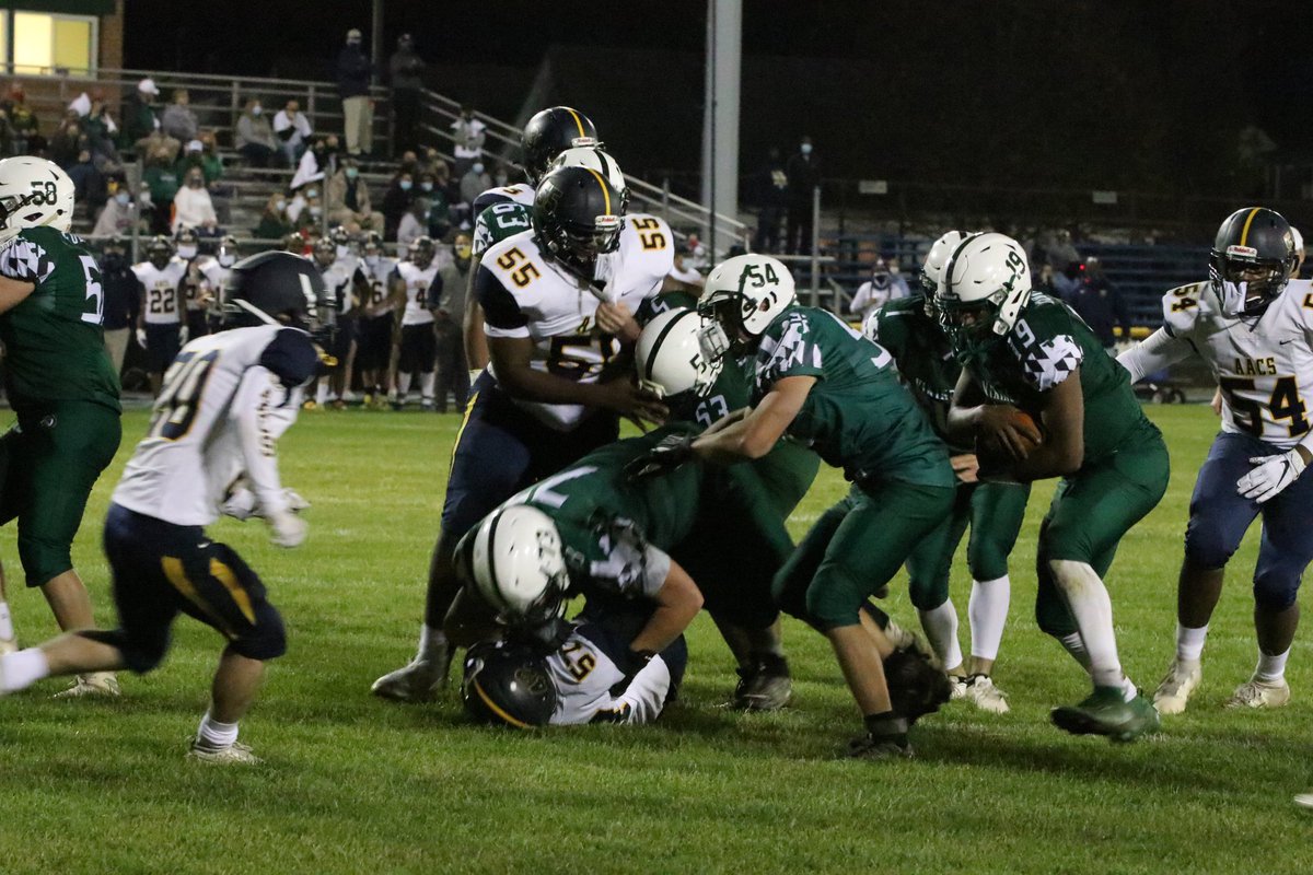 Klangleymrtrunk's tweet photo. Syrup?@mdjones_13 @SJCPAthletics https://t.co/9VS7HVRaCR