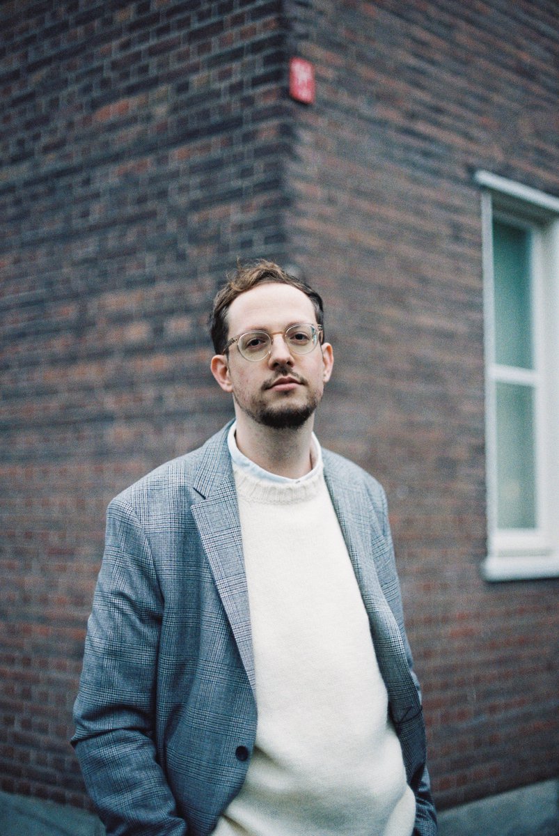 Also nieuwe profiel foto, gelijk promo voor het event dat ik vanuit Eighty5ive samen met <a href="/TheaterZ/">Theater Zuidplein</a> organiseer dit seizoen, met 28 november de eerste editie met Club Talks (van <a href="/SAMMIEKINGZ/">Sammie Sedano</a> en DJ Slimsalabeam): theaterzuidplein.nl/productie/eigh…