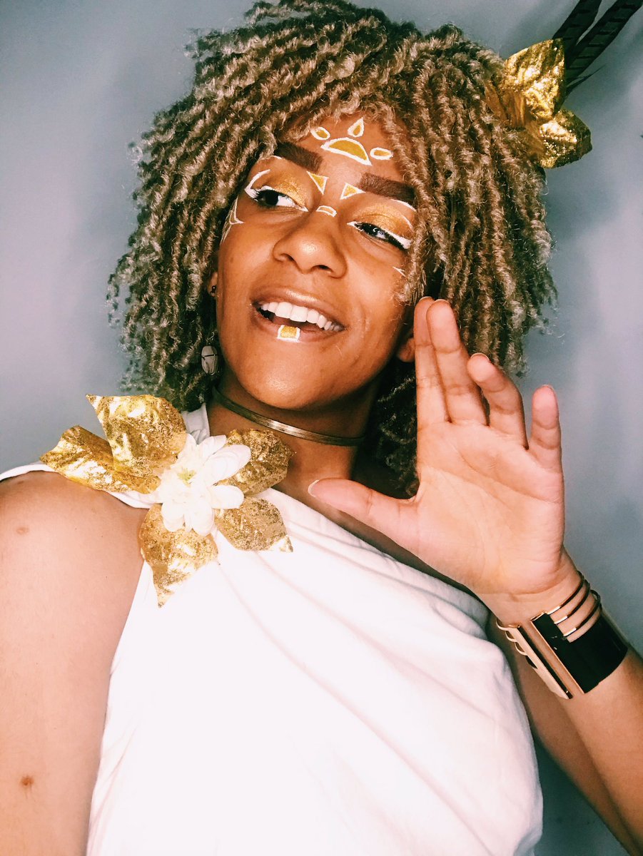 queerelfclub's tweet photo. Apollo, god of the sun, music, poetry, about a hundred other things ☀️
-
-
Everyone say thank you to @yakfrost for encouraging me to do this 💖 https://t.co/LOx8R06cdG