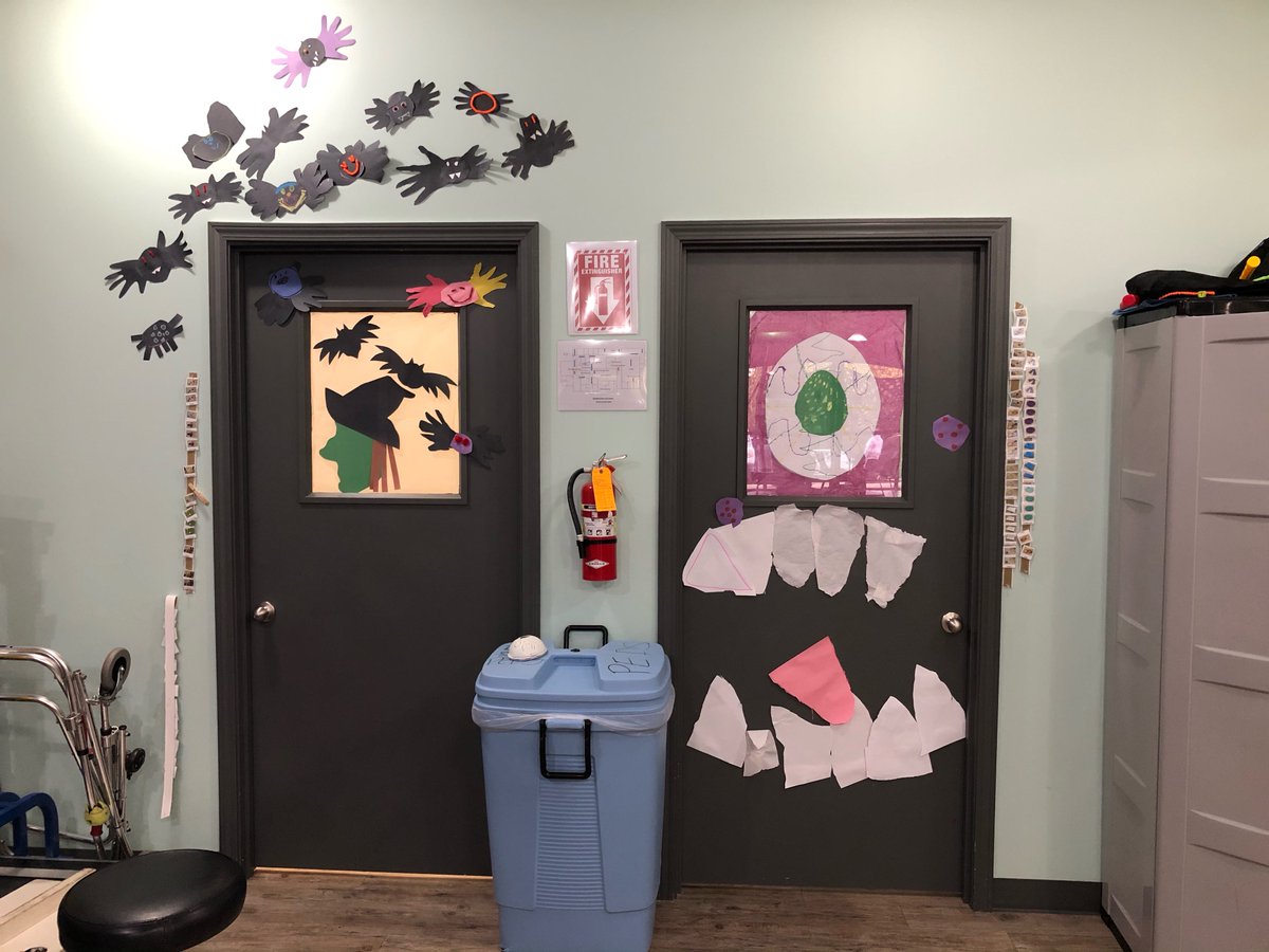 CompleatRehab's tweet photo. Part one of photos of Halloween decorating at our clinics. https://t.co/IbWlqacAS4