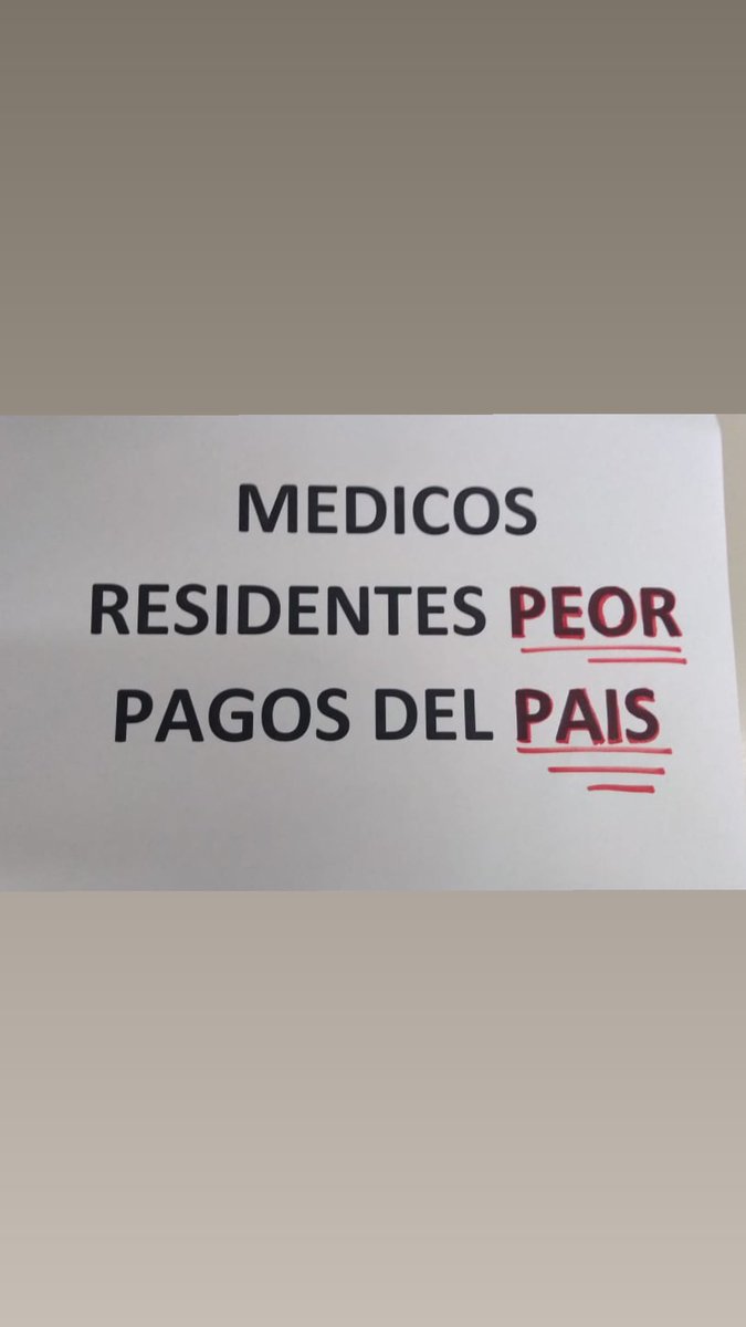 alejocastellvi's tweet photo. Esto es lo que le sucede a los médicos residentes de la provincia de córdoba, en plena pandemia.
Apoyen nuestro reclamo, no acudan a la guardia hoy salvo que sea una emergencia.
Apoyemos a los médicos que nosotros siempre estuvimos para ustedes. https://t.co/XasIKKbgtm