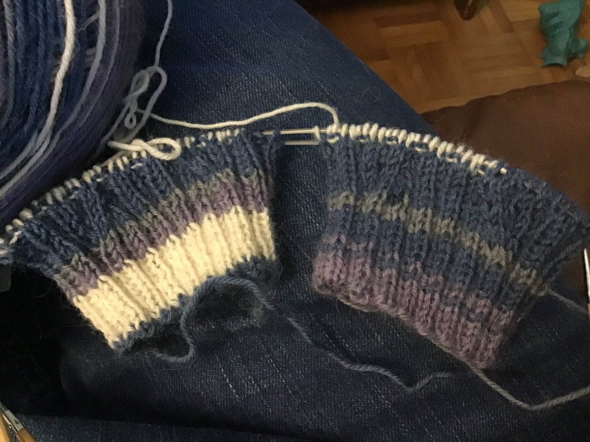 Jocelynn13's tweet photo. #wip #knitting #handmadesocks #2atatime #warmth #knitstuff #knit #yarn Working on my Gum Ball Overload socks by Fran Carle in Himalaya wool https://t.co/qyIMcpHVHE