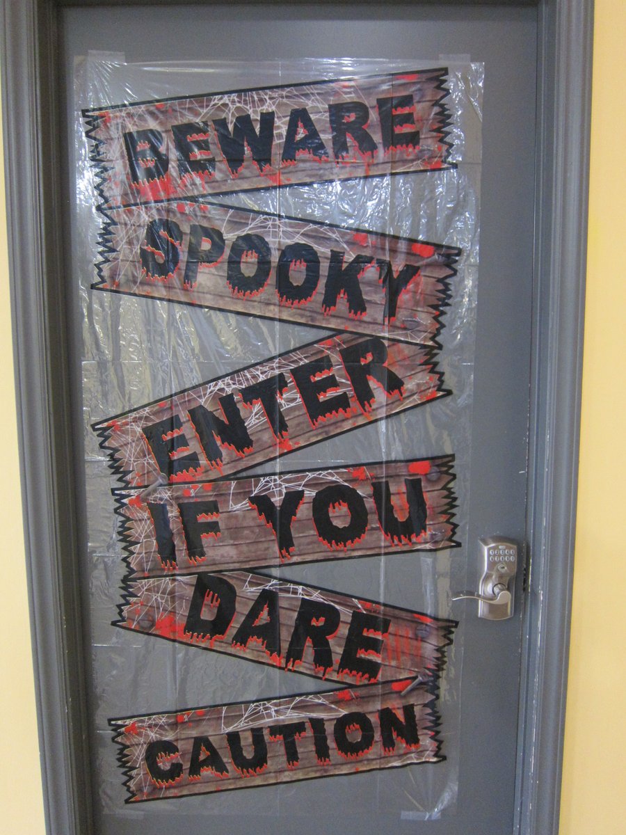 CompleatRehab's tweet photo. Part four of photos of Halloween decorating at our clinics. https://t.co/6PyCB4SZLH
