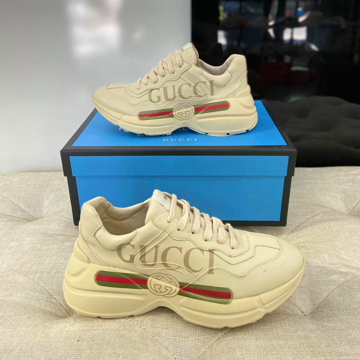 ThoiTrangLogan's tweet photo. Gucci chữ ngang Super
Size : 36-43
Giá : 799k full Phụ kiện

Inbox shop tư vấn nhé ❤️❤️
——
#Thời_trang #Clutch #Clutch_nam #Thoi_trang #Bền #túi_clutch
#Tui_clutch #Ví_nam #Vi_nam #Ví_dài #Vi_dai #Ví_nữ
#Vi_nu #Rẻ #Re #Đẹp #Dep #Phụ_kiện #Ben
#Phu_kien #Chất_lượng https://t.co/lvmUK5S2C0