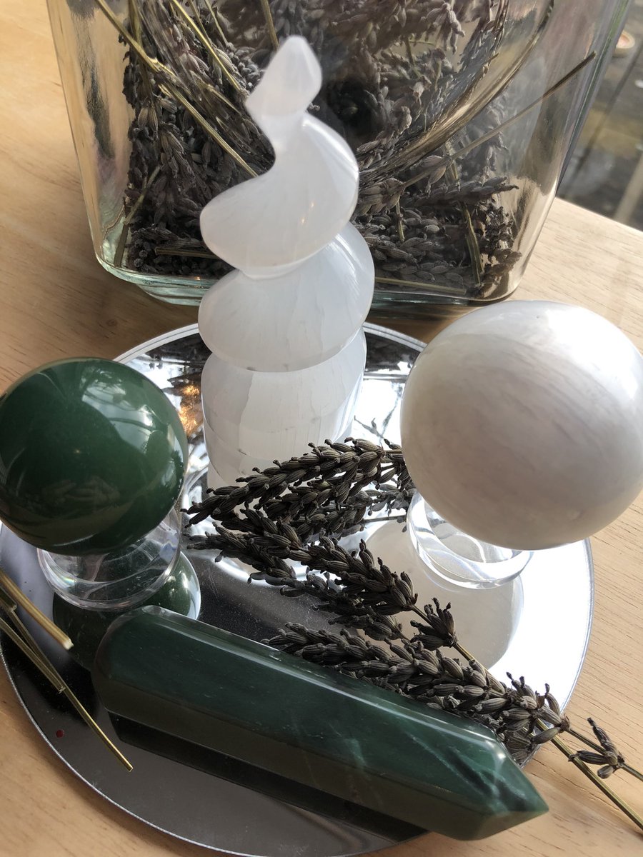 rockinmum's tweet photo. My new mask and some of my beautiful crystals I have for sale!#heartishome #crystals #wicca #newbusiness #love #positivevibes #crystalenergy https://t.co/7uCTVOq6QU