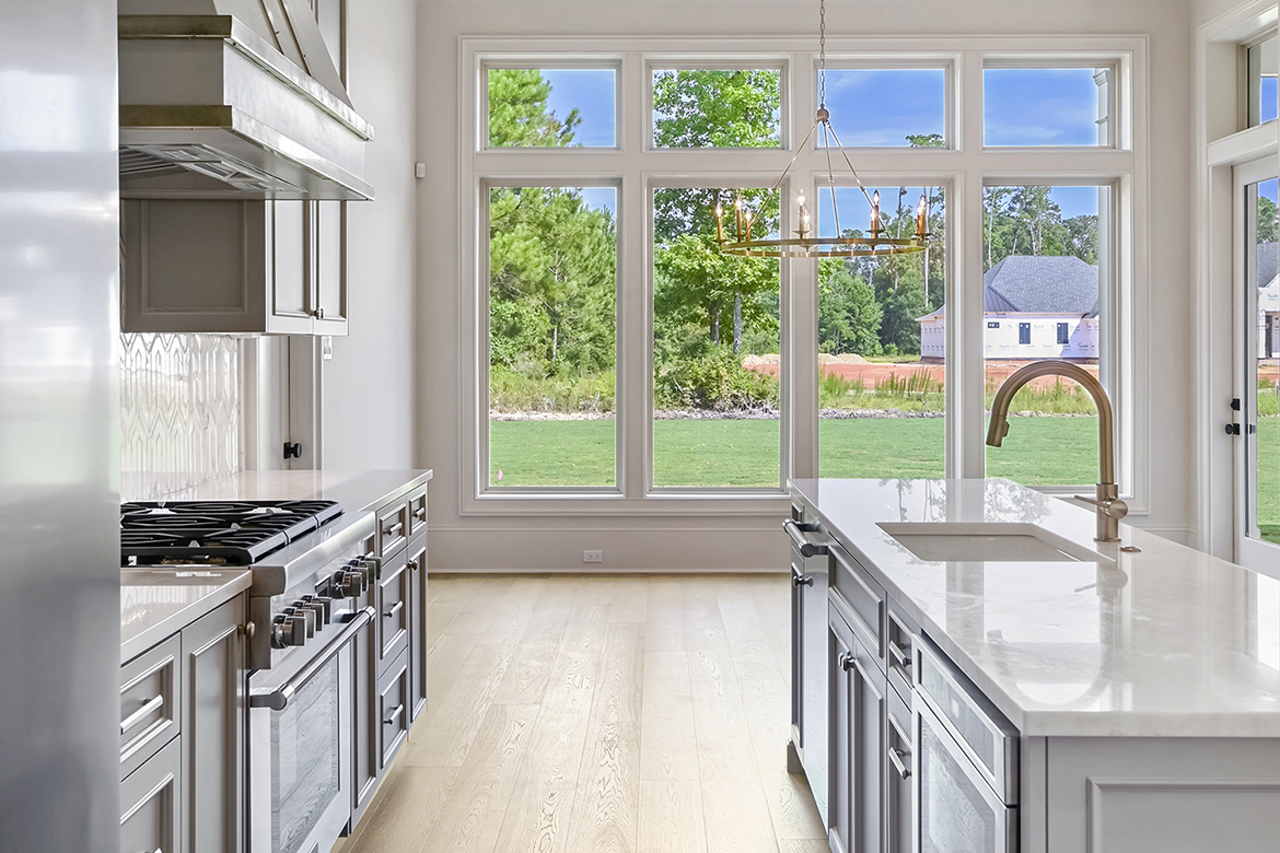 thekellywgroup's tweet image. Walls of Windows AND Custom Lighting Inset Into the Trim of the Coffered Ceiling Overlooking the Expansive Living Space - This Fully #CustomHome at 437 S. Fairway Drive Is Worth a Look! #TakeATour #2020FallTour at Bedico Creek Preserve!
ow.ly/ehHP50CeYF0