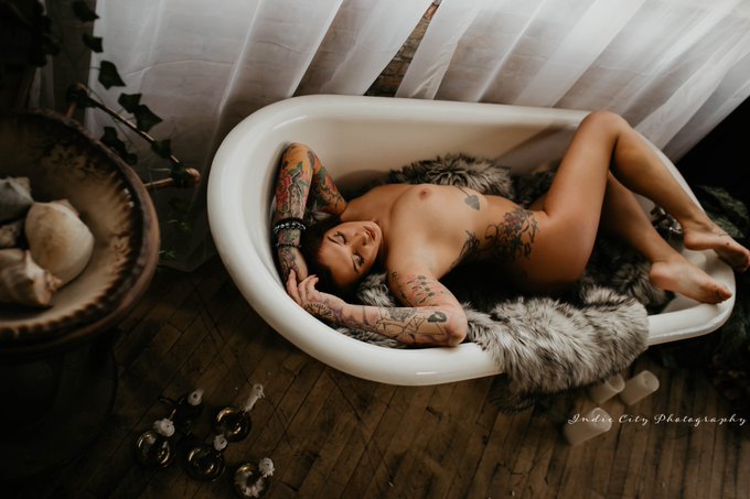 Indie City Photography.    Also this is the longest, most dumb election and we all have lost IQ points<a href="/tag/humpday"class="tags"><span>#humpday</span></a>