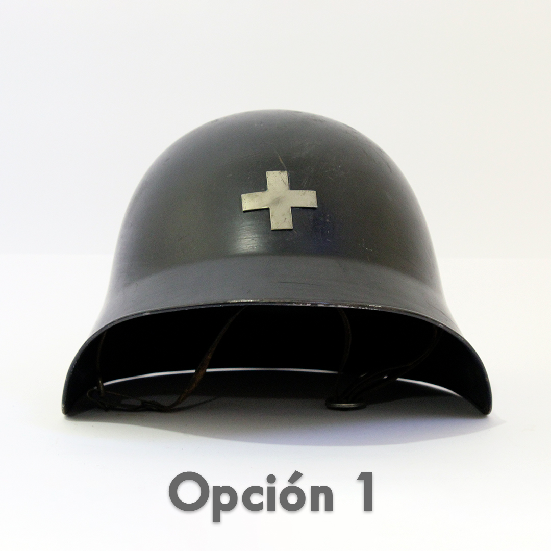 mubochile's tweet image. Tenemos una nueva #MuBoPregunta.  
¿Cuál de las siguientes imágenes pertenece a un casco utilizado por #Bomberos de Suiza? 
🔁&quot;Retweet&quot; Opción 1
❤️&quot;Me gusta&quot; Opción 2