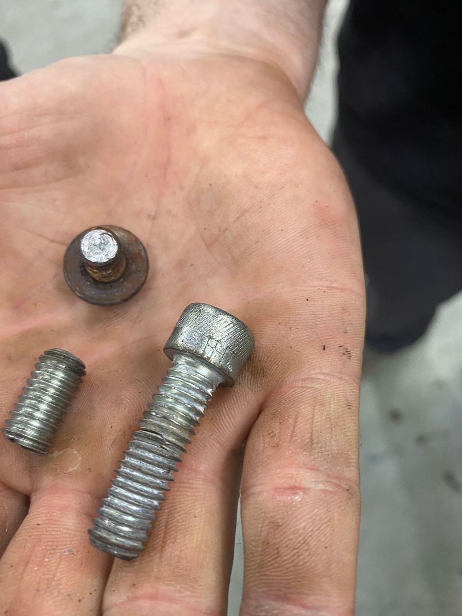 HDofDC_'s tweet photo. Diverted disaster!  

How many of you check bolts and connections on your bike before you ride?  

#hdofdc https://t.co/PxIhCAMSWM