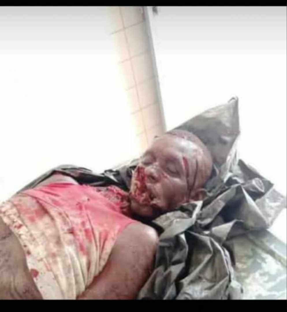kolihadja's tweet photo. @jeune_afrique Voici pourquoi. Depuis qu'il a décidé de faire un troisième mandat illégale. Ces images sont de l'affrontement entre Malinkés et Agni a M'batto hier dans la région du moronou où est issu Affi n'guessan https://t.co/EWUehekWnG