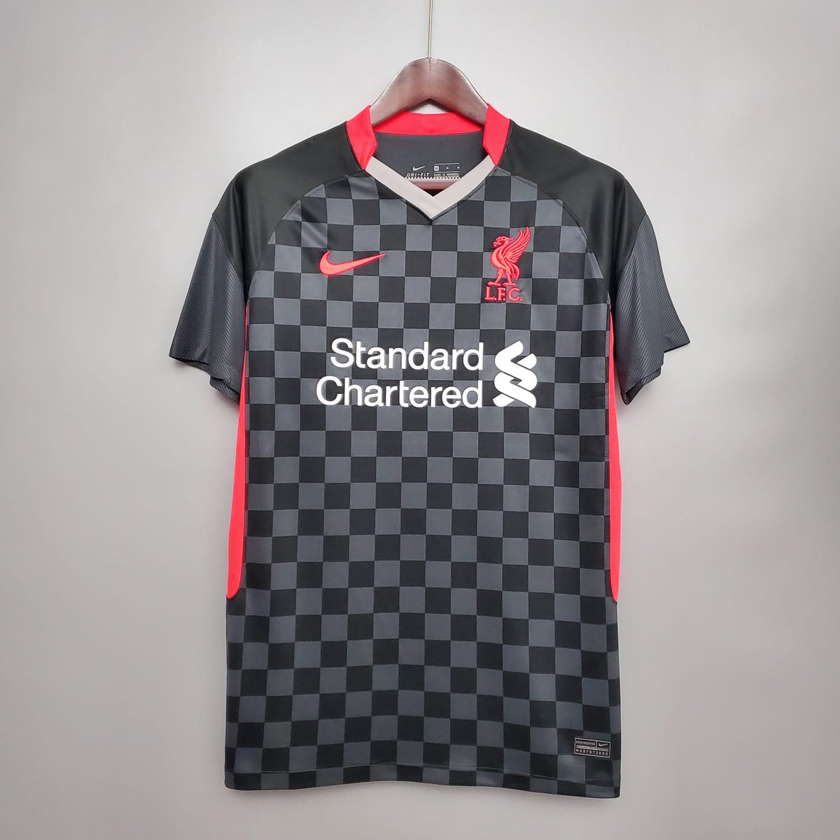 realmadridnote's tweet photo. 🔥 𝗦𝗢𝗥𝗧𝗘𝗢 𝗠𝗨𝗡𝗗𝗜𝗔𝗟 🔥

Gana la camisetaza que elijas. 👕🤩

1. Sigue 👉 @Camisetazas
2. Sigue @realmadridnote
3. ❤️MG a este tweet

👀Si das RT y mencionas a un amigo tienes más posibilidades

✈️ Envío a cualquier parte del mundo 🌍 

🚨 Se entrega el 21 de noviembre. https://t.co/n70jABNTTD