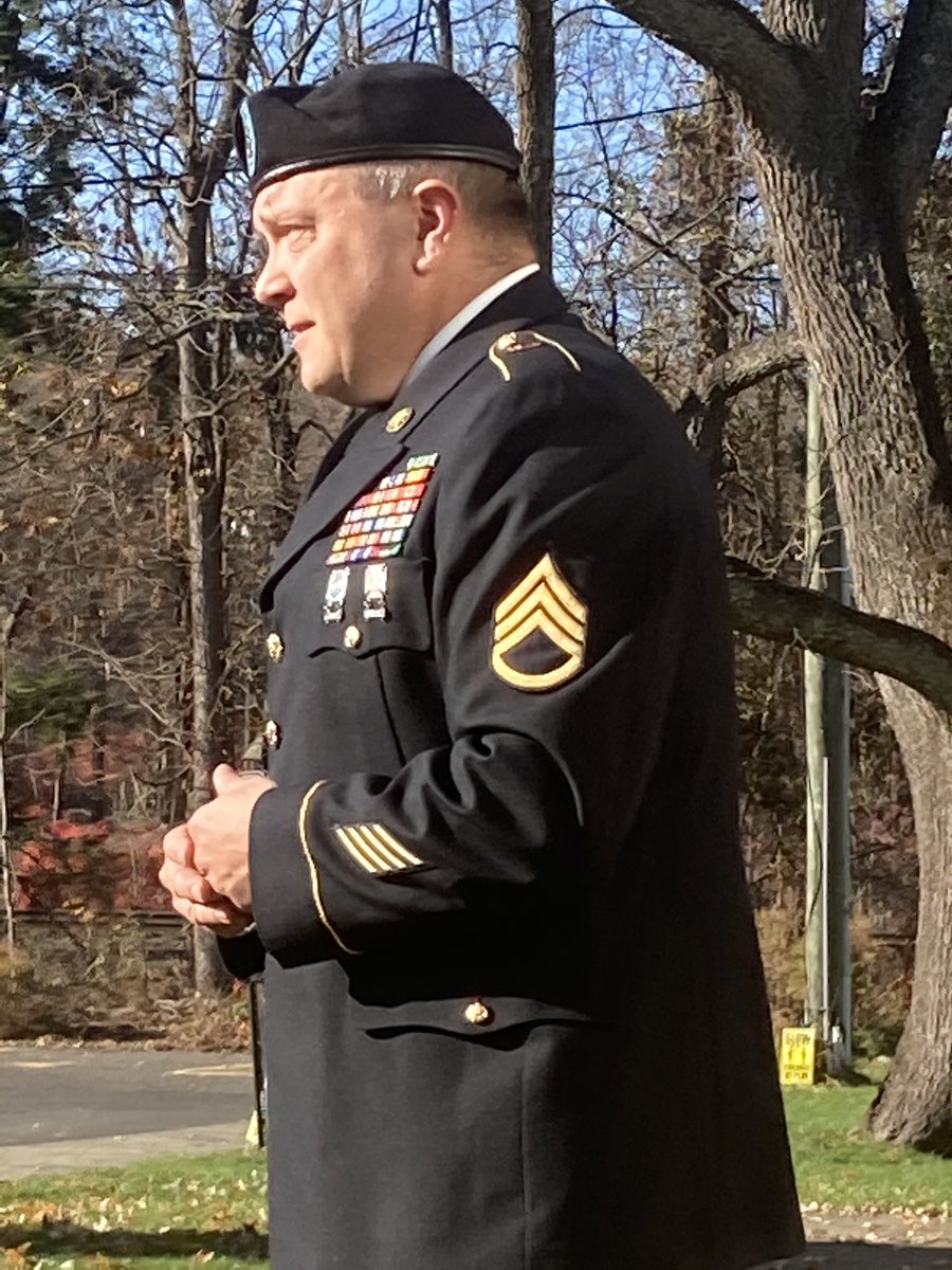 GenesisWPS's tweet photo. Genesis celebrating Veterans Day with Marine Pete! Thank you for your service! https://t.co/wkp3pHUW72