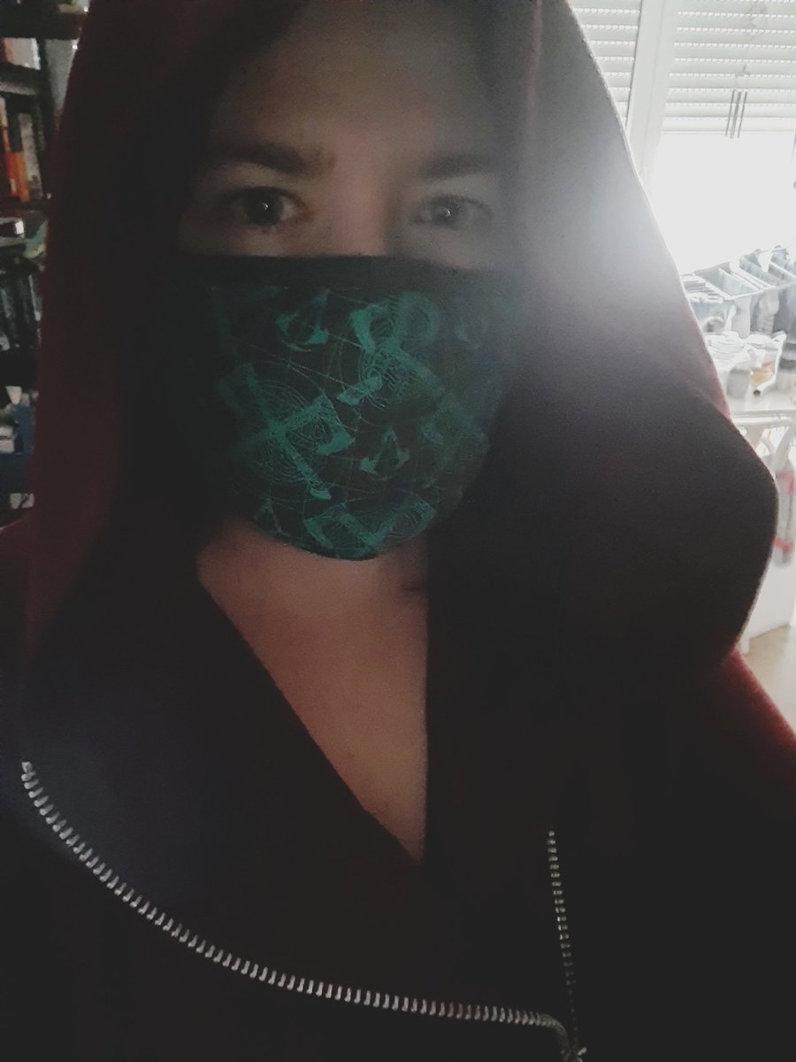 TiSpahn's tweet image. Neue Maske ist da 😊 gut ist auch schon frisch gewaschen.  Ich liebe sie. Danke @emp_de das ihr dieses tolle Teil im Shop hattet, hab mich direkt verliebt 😍