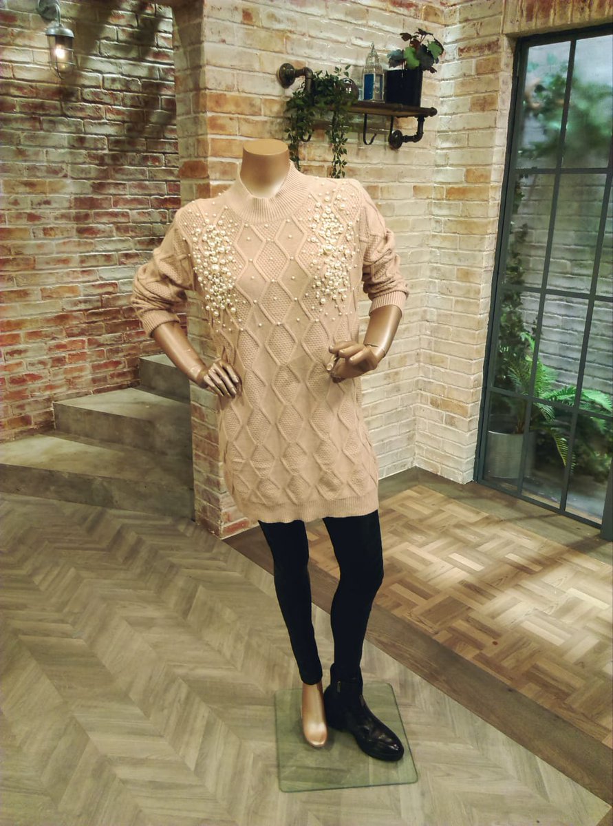 .<a href="/robcondon1/">Rob Condon</a> has stylish comfy looks for updating your lockdown wardrobe #IrlAM 

CLICK HERE:
facebook.com/IrelandAMVMTV/…
