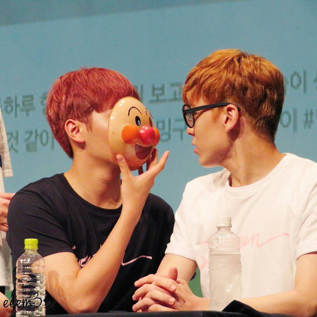 seungkwan + vernon pictures that exude unexplainable boyfriend energy        ♡̩̥̩♡̩̩̥͙♡̩͙ˊ — a thread  #솔부  #VERKWAN