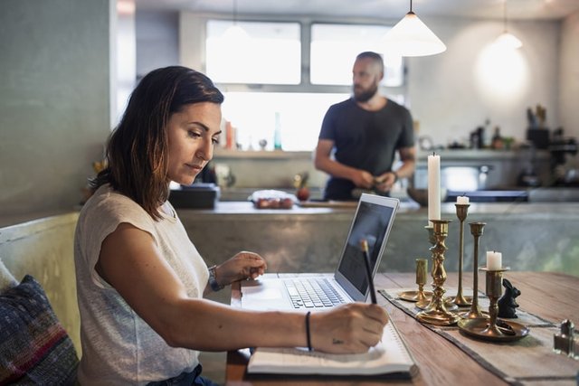 clarenette's tweet photo. Five Ways to Disconnect from Online-Fatigue https://t.co/BkOXtvYd9f https://t.co/Jq1CAyPwbs